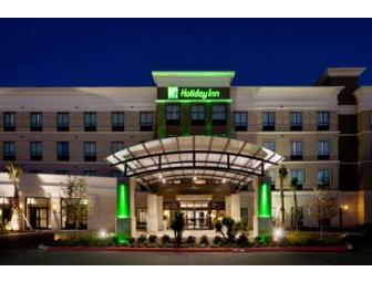 Holiday Inn North Hill Country - 2 One-Night Stay Certificates & 2 SeaWorld Tiks