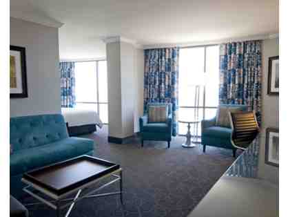 Hilton Arlington- 2 Night Weekend Stay ; Includes Breakfast Opening Bid $275/No Tax