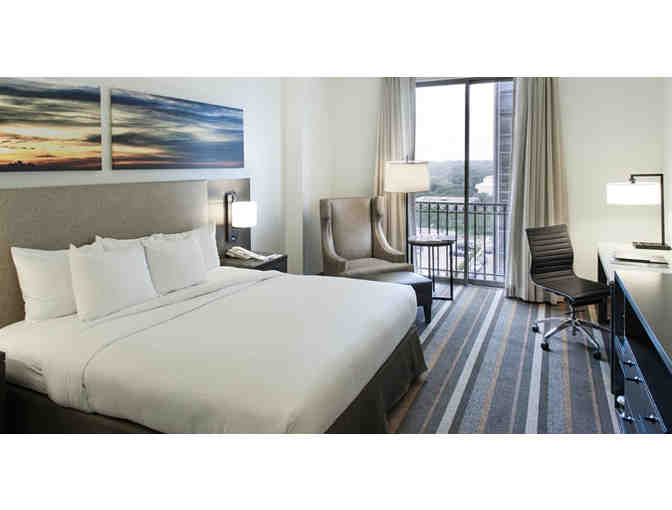 Hilton Dallas/Park Cities - 1 NIght Stay with breakfast for two Opening Bid$87/No Tax
