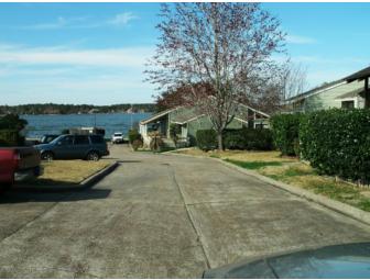 LAKEFRONT HOME WEEKEND GET-A-WAY