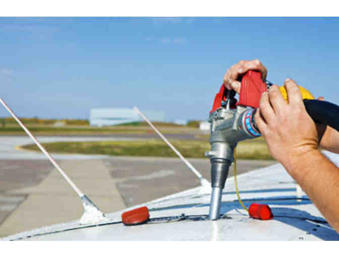 200 gallons of Avgas from Jet Aviation