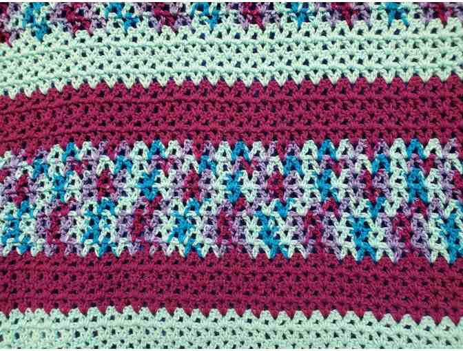 Hand crochet blanket made with love - Photo 2
