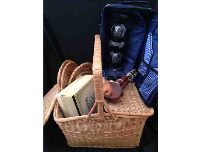 RAFFLE - Picnic Basket with Dipping Set, Salad Servers, Paper Plate Holders, Wine Tote