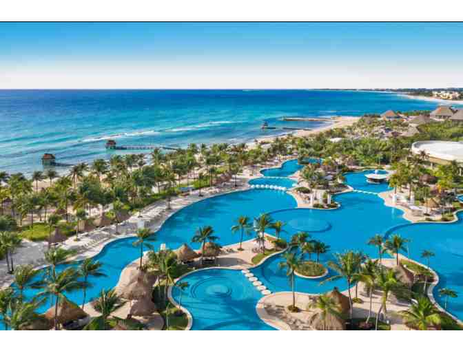 Vacation Destination: Mexico - Luxury Resort for 4 Night Getaway - Photo 1