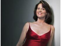 A Backstage Chat with Sigourney Weaver