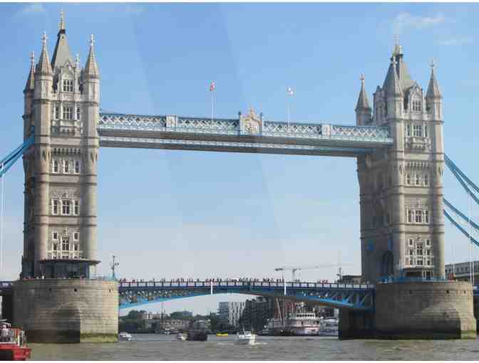 Five-Star LONDON Vacation with AIRFARE