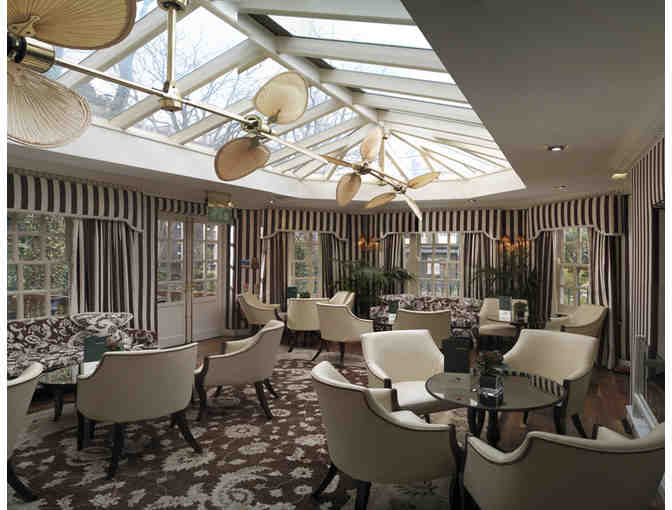 Five-Star LONDON Vacation with AIRFARE