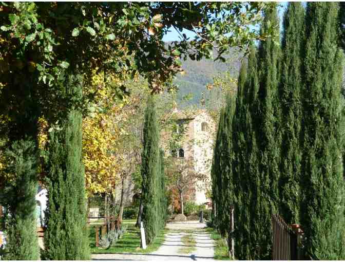 AIRFARE & Enchanting Week-Long Stay in a Rustic TUSCAN VILLA.