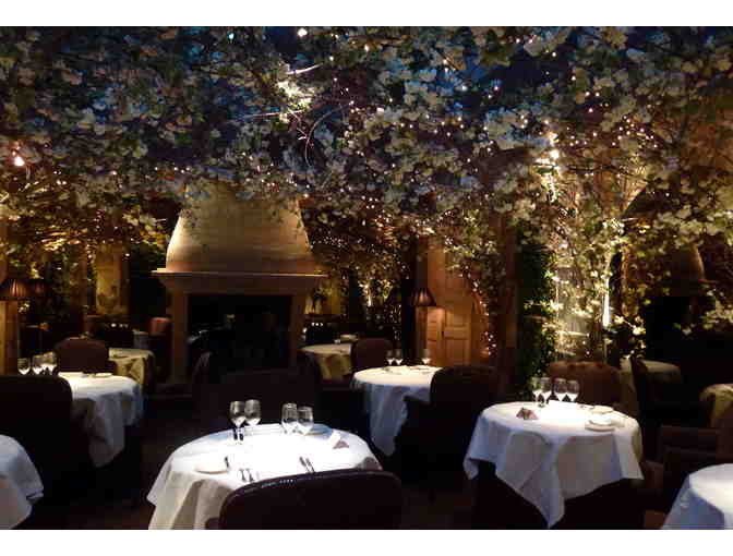 Five-Star LONDON Vacation with AIRFARE