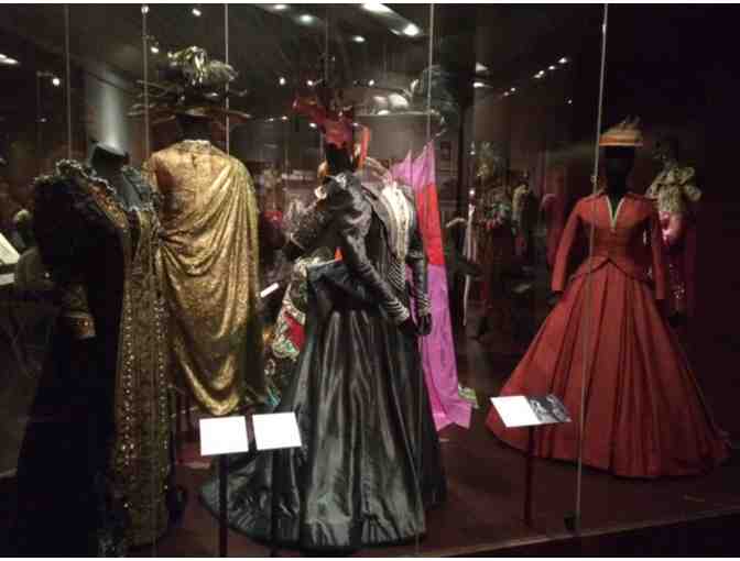 LONDON THEATER TOUR with The Drama League & AIRFARE