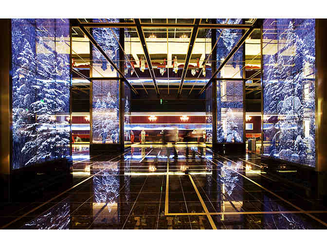 Hip and Stylish LAS VEGAS Weekend Getaway with AIRFARE