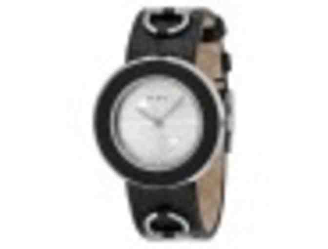 GUCCI Silver Dial Black Leather Band Quartz Watch