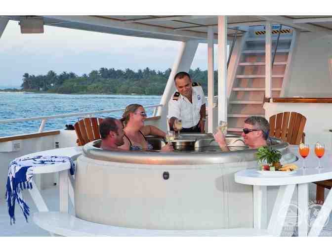 A TROPICAL DIVING DREAM VACATION IN BELIZE