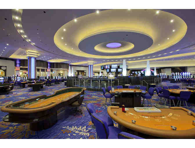 THREE-NIGHT WEEKEND OF GOLF, SPA, AND FUN IN GRAND FALLS