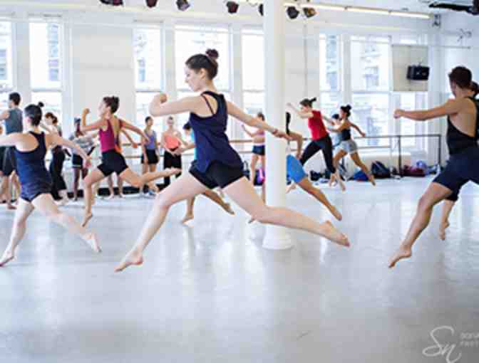 Win a 10-class series to Steps on Broadway plus Steps swag!