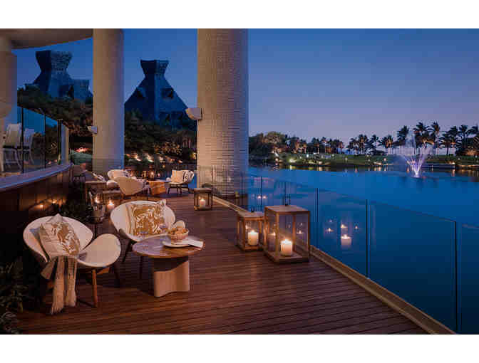 Five Mexican Luxury Resorts -- You Choose!
