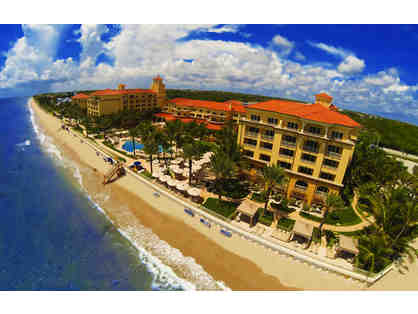 Exclusive Family Portrait plus Luxury 5 Diamond Hotel Stay in NY or Palm Beach
