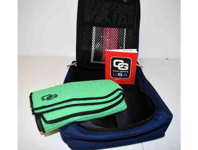 Show Bag II/Shwine Kit in Navy and green Club Glove Microfiber towel in green