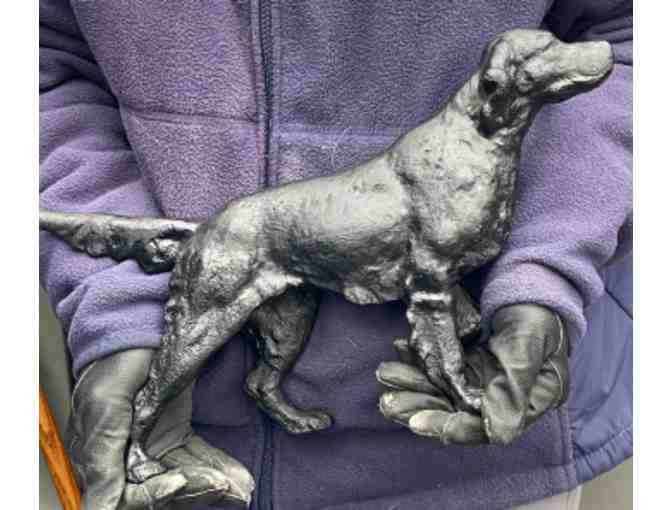 Hunting Dog Statue - Photo 1