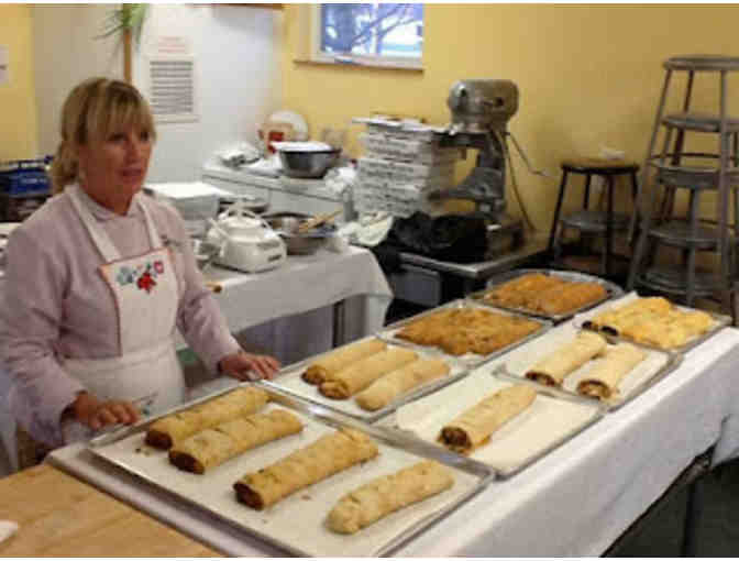 Streudel Making Class with Vera Eisenberg