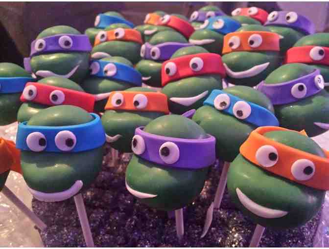 AlexHoneyBakes Cake Pops