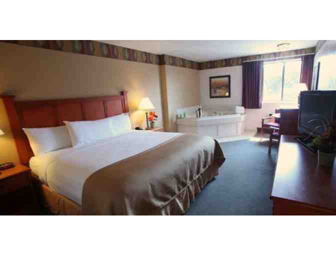 2 Nights Accomodation at Bayside Resort in Cape Cod