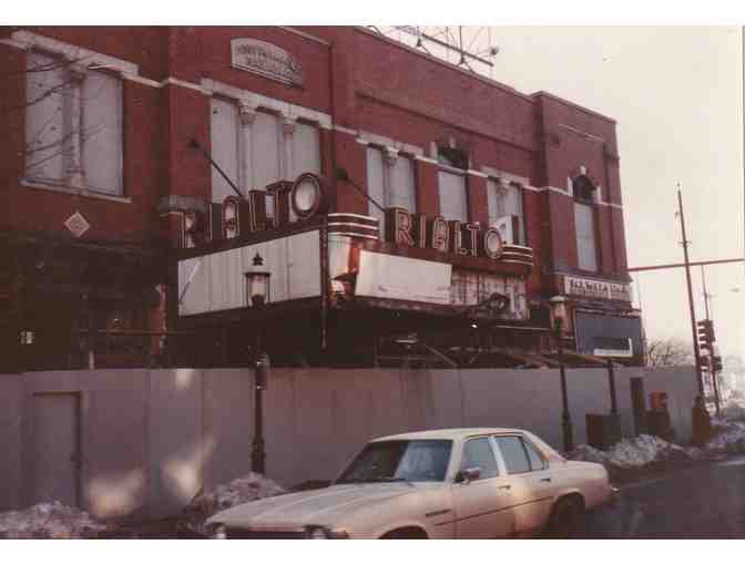 One Set of Marquee Letters from the Rialto Theater in Lowell, Massachusetts - Photo 2