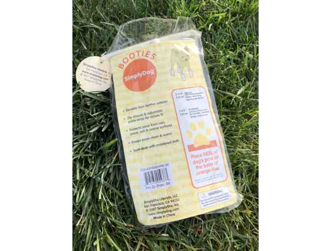 Doggiewear Package: Booties, Harness and Apparel
