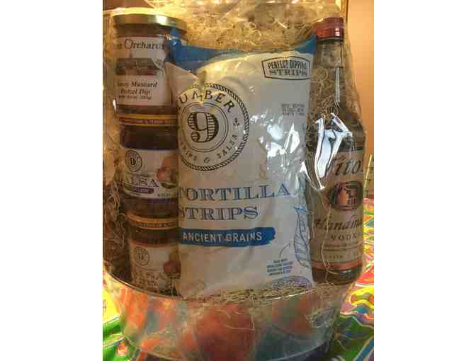 Assorted Food Gift Basket from Mann Orchards