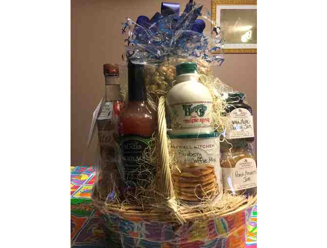 Assorted Food Gift Basket from Mann Orchards