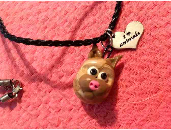 Resin Pig 'I Love Animals' Necklace
