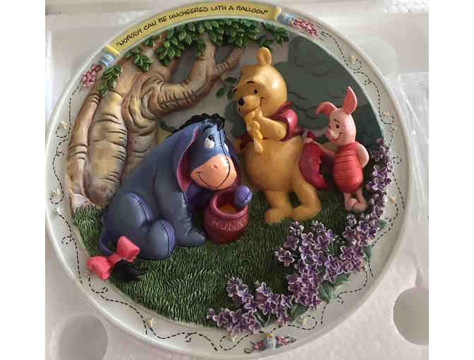 Winnie the Pooh and Friends Ltd Ed Dimensional Plates - set of 2