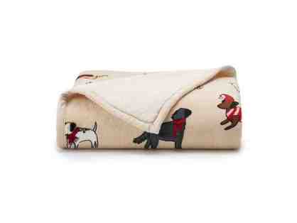 Cuddl Duds Winter Pups Sherpa Throw