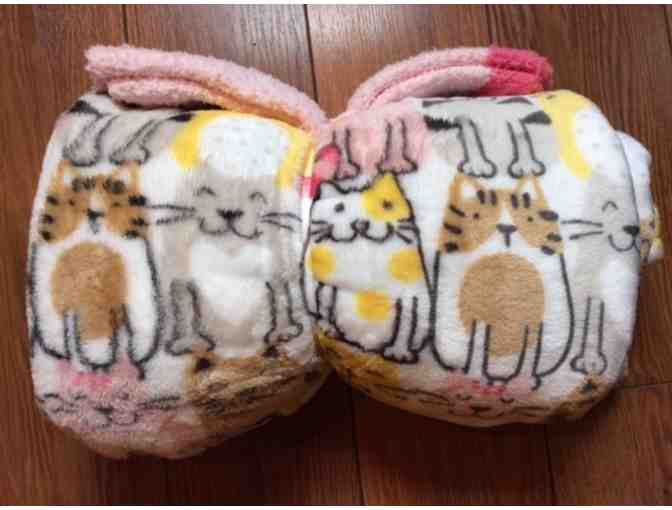 Cat Blanket and Sock Set - Photo 2
