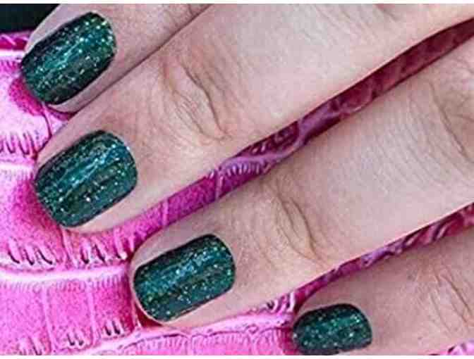 Scot Topic nail kit: Color Street