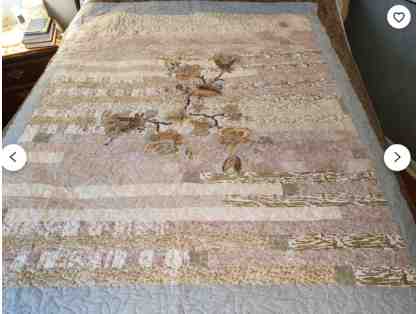 Flowers in the Middle - a Handcrafted HUGE Quilt for Bed or Couch