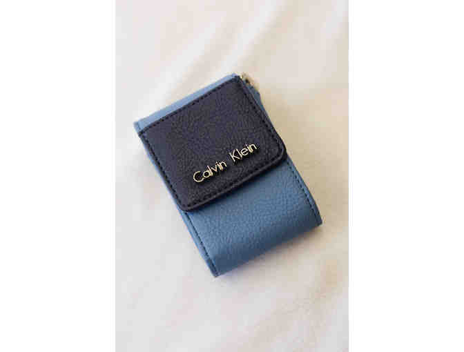 Calvin Klein Carry Case - Photo 1