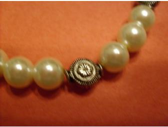 Flowers and Pearls Bracelet