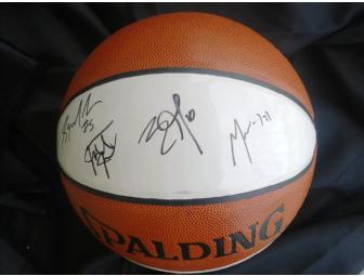 New Orleans Hornets, Official Team Autographed Basketball (Certified Authentic)