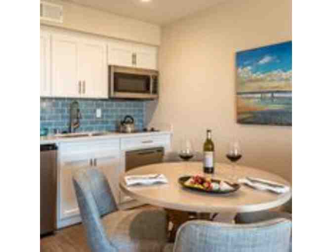 Seascape Beach Suite 2 Night stay, Sanderlings & Bonfire!