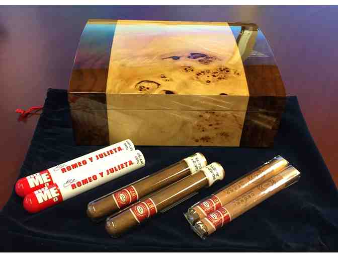 Humidor and Six Cigar Starter Set