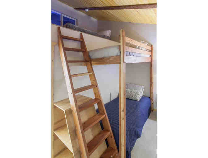 3-Day Mammoth Retreat - 2 Bedroom plus Loft in the Heart of Mammoth Lakes