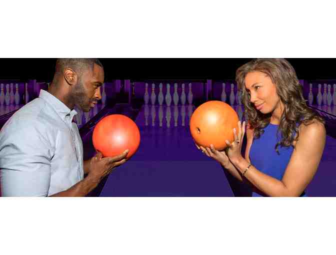 Bowelro Woodland Hills - Bowling for 2