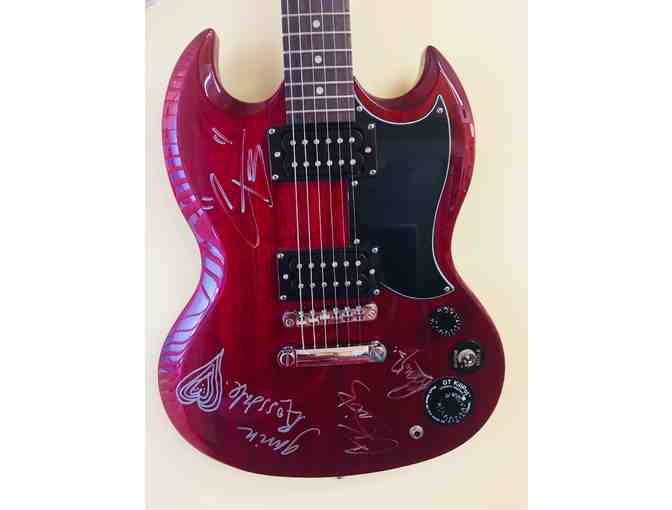 Guitar signed by BUSH