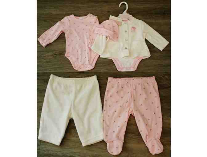 New Baby Girl Clothing - 0-3 month clothing for girls, assorted items - Photo 1