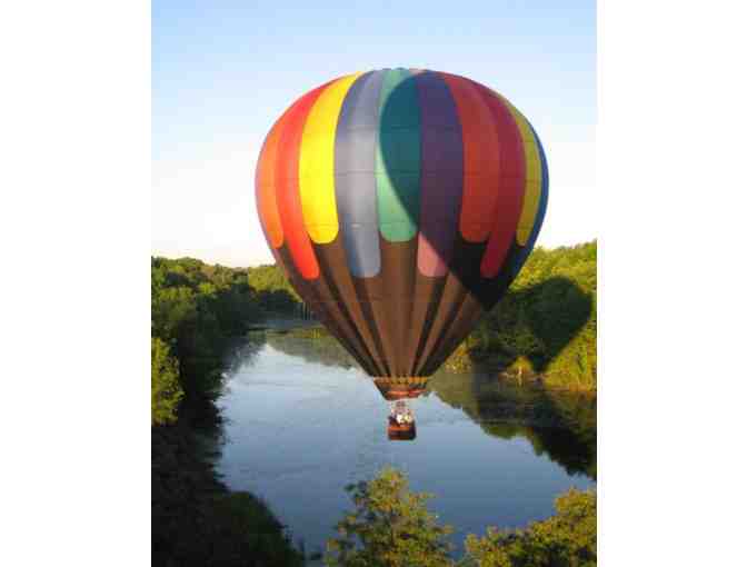 HOT AIR BALLOON RIDE FOR TWO WITH CHAMPAGNE CELEBRATION - Photo 1