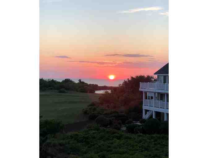 One-week escape to Nags Head, NC (vacation or work remotely!)