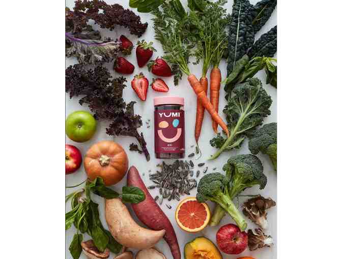 $200 Gift Card to Yumi Organic Food plus Insulated Tote - Photo 6