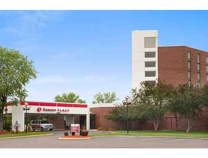A Night at the Ramada Plaza Minneapolis!