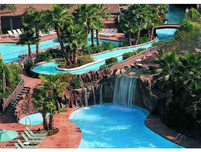 2 nights at Pointe Hilton Squaw Peak Resort in Phoenix, Arizona!
